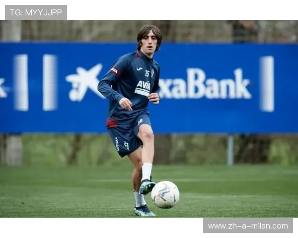 塞维利亚戈麦斯中距离贴地射门：从草坪到荣耀的训练笔记