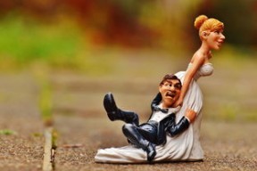 AC米兰-羽毛球新人在国际赛场崭露头角，羽毛球运动员进场视频