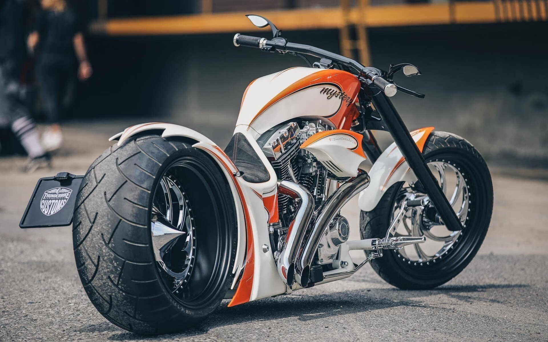 弗朗索瓦·霍尔茨豪伊泽：无所不能的背后指挥官，掌控比赛节奏